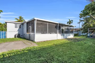 2025 SW 82nd Ct, Miami, FL 33155 - Photo 15