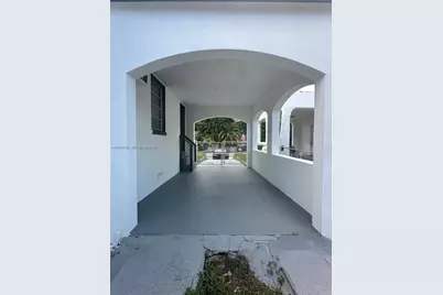 1836 NW 33rd St, Miami, FL 33142 - Photo 11