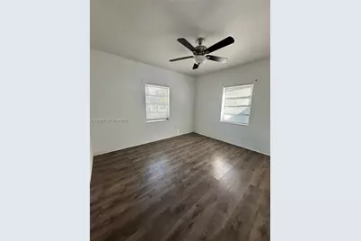 1836 NW 33rd St, Miami, FL 33142 - Photo 9