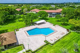300 SW 134th Way, Pembroke Pines, FL 33027 - Photo 27