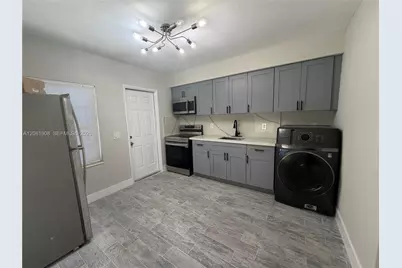 1140 NE 1st Ave #1140, Fort Lauderdale, FL 33304 - Photo 3
