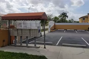 2985 W 80th St, Hialeah, FL 33018 - Photo 5