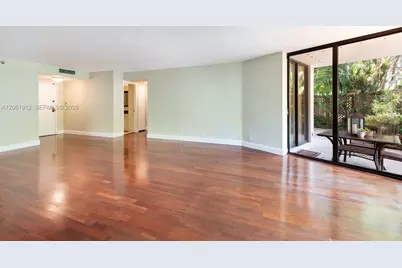 2000 Towerside Ter #312, Miami, FL 33138 - Photo 11