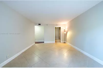 2000 Towerside Ter #312, Miami, FL 33138 - Photo 19