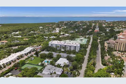 224 Sea View Dr #104, Key Biscayne, FL 33149 - Photo 29