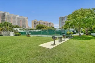 224 Seaview Dr, Key Biscayne, FL 33149 - Photo 7