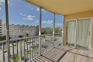 1770 NE 191st St, Miami, FL 33179 - Photo 11