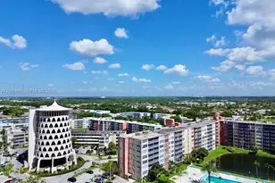 1770 NE 191st St, Miami, FL 33179 - Photo 17
