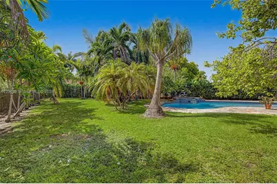 7926 SW 195th Ter, Cutler Bay, FL 33157 - Photo 35