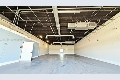 1060 NW 1st Ct, Fort Lauderdale, FL 33009 - Photo 3