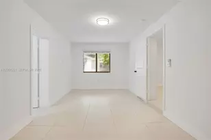 [Address not provided], Miami, FL 33181 - Photo 9