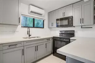 [Address not provided], Miami, FL 33181 - Photo 5