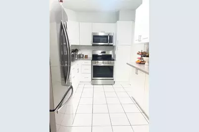 5005 Collins Ave #518, Miami Beach, FL 33140 - Photo 5