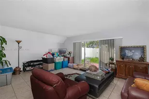 6768 SW 39th Ct, Davie, FL 33314 - Photo 3