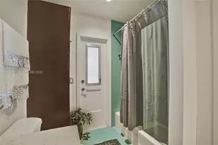 5306 Roosevelt St, Hollywood, FL 33021 - Photo 15