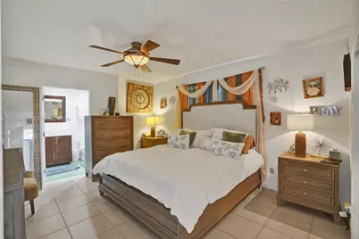 5306 Roosevelt St, Hollywood, FL 33021 - Photo 9