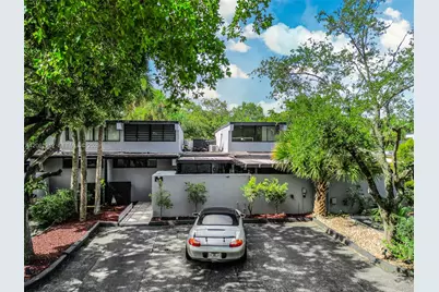 6402 Windmill Gate Rd, Miami Lakes, FL 33014 - Photo 33
