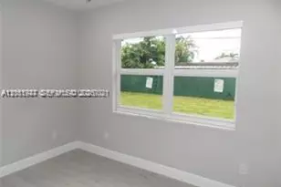 6540 W 11th Ave, Hialeah, FL 33012 - Photo 17