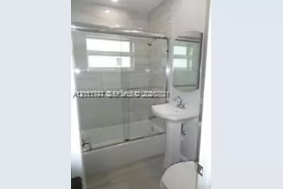 6540 W 11th Ave #0, Hialeah, FL 33012 - Photo 21
