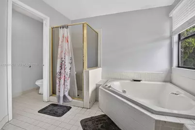 1580 SW 87th Ter, Pembroke Pines, FL 33025 - Photo 31