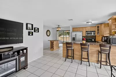 1580 SW 87th Ter, Pembroke Pines, FL 33025 - Photo 19