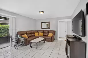 1580 SW 87th Terrace, Pembroke Pines, FL 33025 - Photo 17