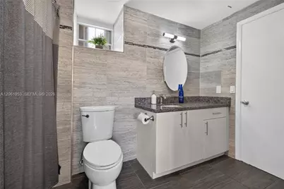 4749 NW 98th Pl, Doral, FL 33178 - Photo 35