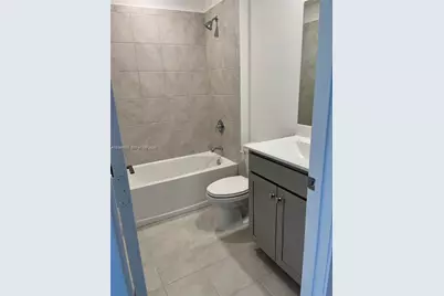 2435 SE 11th St, Homestead, FL 33035 - Photo 11