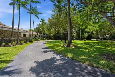 12365 SW 60th Ct, Pinecrest, FL 33156 - Photo 5
