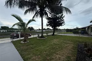 2520 NW 155th St, Miami Gardens, FL 33054 - Photo 3