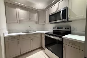 2520 NW 155th St, Miami Gardens, FL 33054 - Photo 5