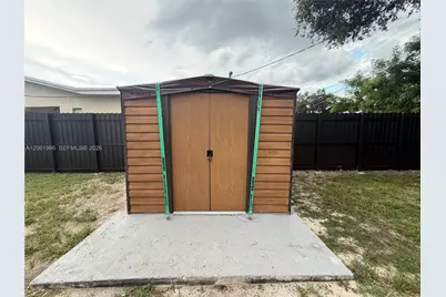 2520 NW 155th St, Miami Gardens, FL 33054 - Photo 25