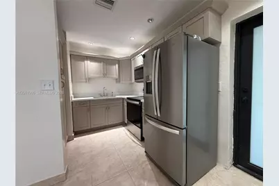 2520 NW 155th St, Miami Gardens, FL 33054 - Photo 9