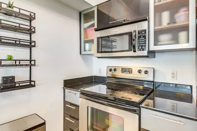 1750 N Bayshore Dr #1909, Miami, FL 33132 - Photo 11