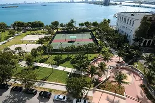 1750 N Bayshore Dr, Miami, FL 33132 - Photo 21