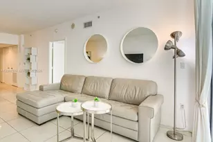 1750 N Bayshore Dr, Miami, FL 33132 - Photo 3