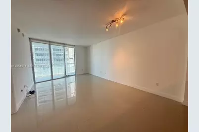 475 Brickell Ave #2411, Miami, FL 33131 - Photo 5
