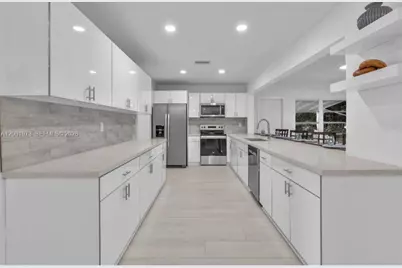 4595 NW 43rd Ct, Lauderdale Lakes, FL 33319 - Photo 15