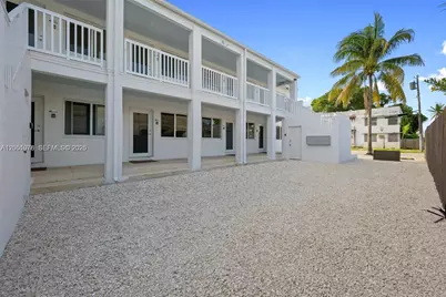 550 NE 82nd Ter #7, Miami, FL 33138 - Photo 3