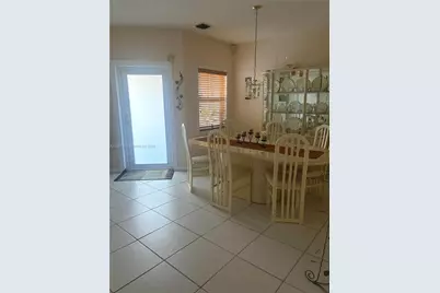 16836 SW 1st Pl, Pembroke Pines, FL 33027 - Photo 9
