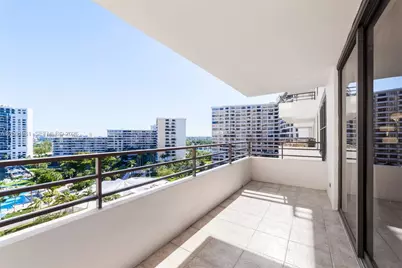 2500 Parkview Dr #1117, Hallandale Beach, FL 33009 - Photo 7