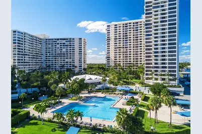 2500 Parkview Dr #1117, Hallandale Beach, FL 33009 - Photo 1