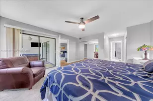 2240 N Cypress Bend Dr, Pompano Beach, FL 33069 - Photo 21