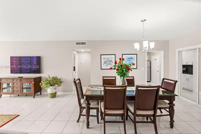 5601 Collins Ave #1216, Miami Beach, FL 33140 - Photo 15
