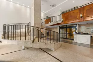 5601 Collins Ave, Miami Beach, FL 33140 - Photo 29