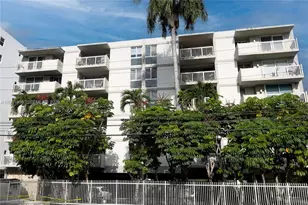 1670 Bay Rd, Miami Beach, FL 33139 - Photo 19
