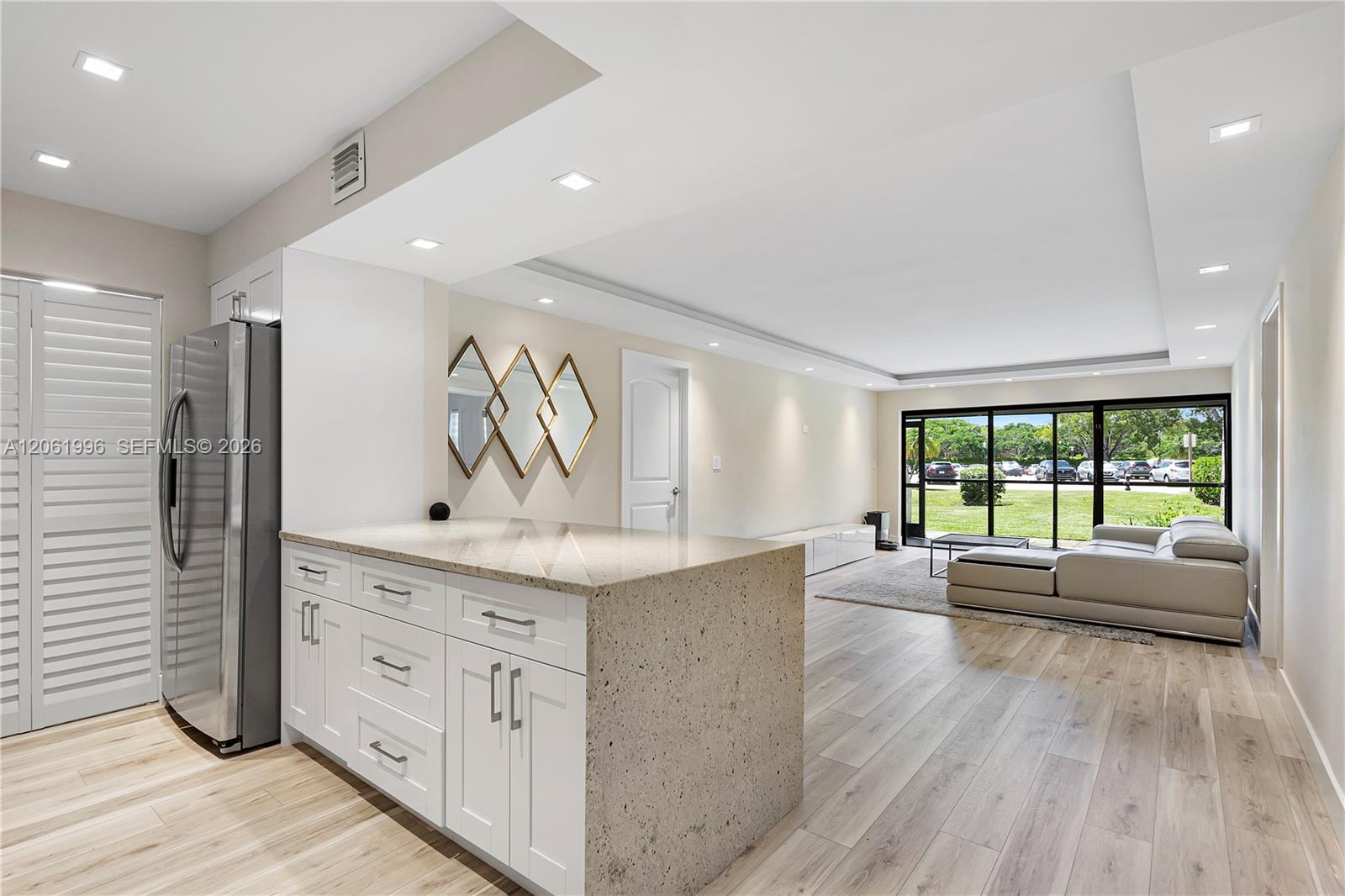 230 Lakeview Dr #106 - 230 Lakeview Dr #106, Weston, FL 33326 Luxury Property | Jose Angel Pina