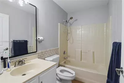 572 SE 18th Dr, Homestead, FL 33033 - Photo 21