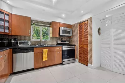 17200 NE 15th Ave, North Miami Beach, FL 33162 - Photo 13