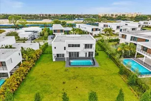 16644 Botaniko Dr N, Weston, FL 33326 - Photo 45